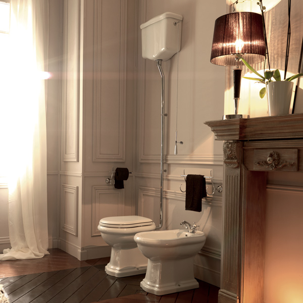 Retro High Level Cistern