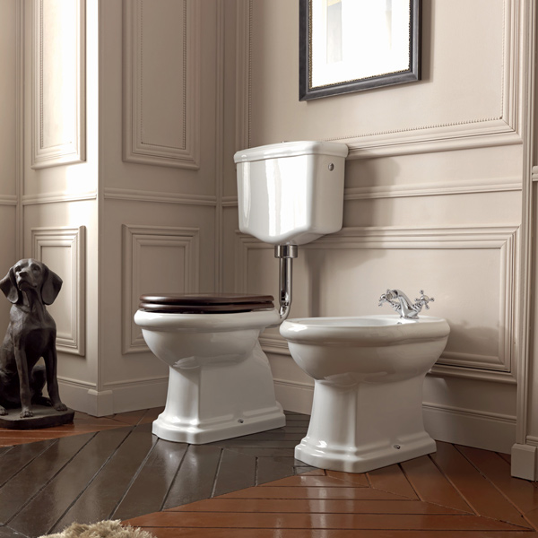 Retro Low Level Cistern
