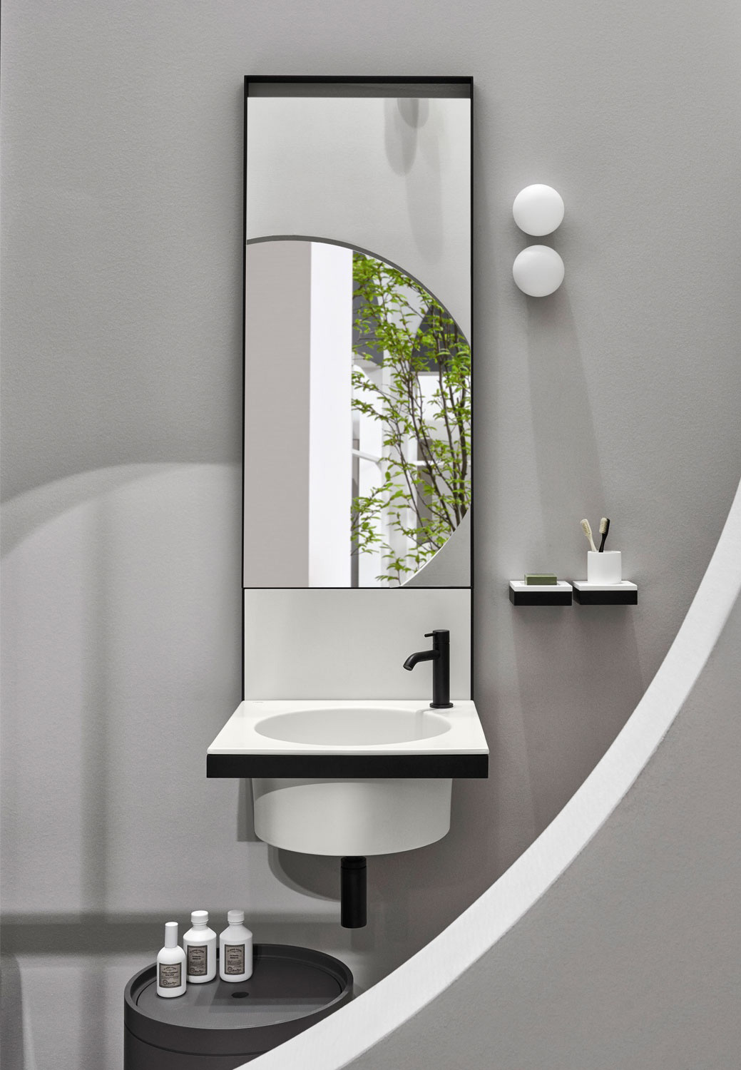 Elle Cielo BathroomTonda 1